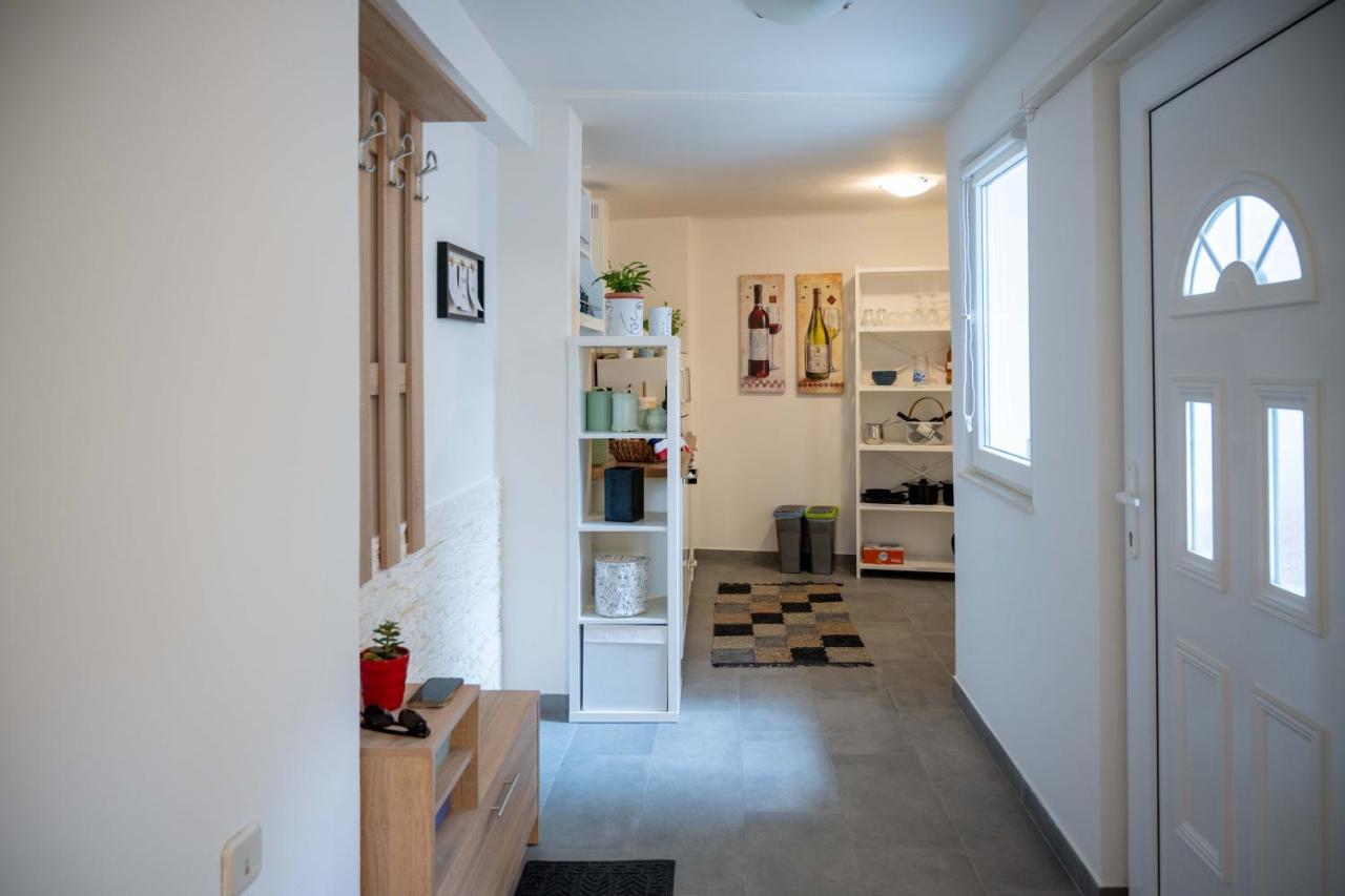 Apartment Montona Пула Екстер'єр фото